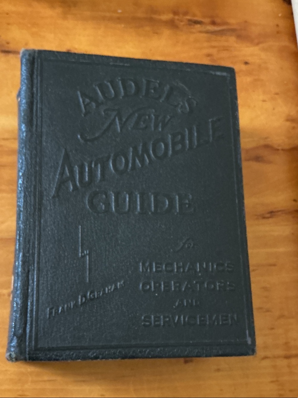 Vintage Audels New Automotive Black Automotive Guide for Mechanics & Servicemen